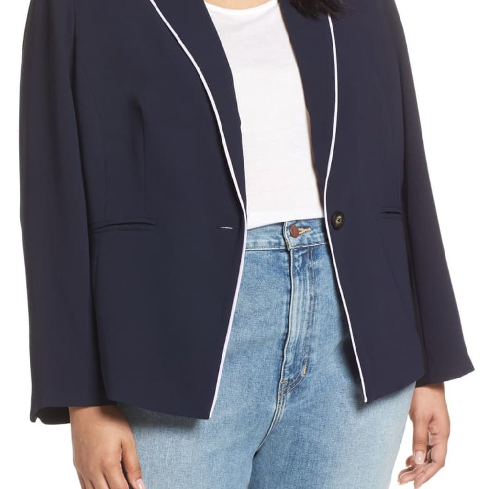 RACHEL Rachel Roy Piped Navy Blazer 24W- Good Condition - Picture 2 of 2